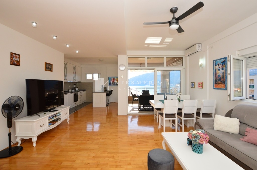 Prodaja, dvosoban stan 100m2, Topla 1, Herceg Novi